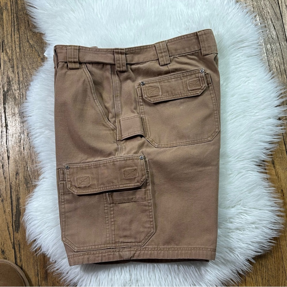 Duluth Trading Co Tan Cargo Shorts